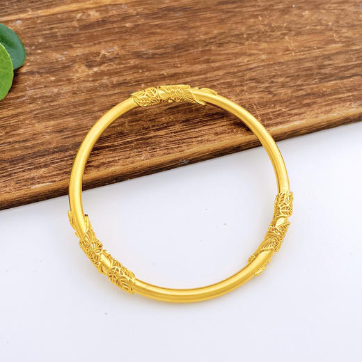 【限时克减150元】足金999.9 古法空心固口繁花相思藤手镯（面宽约5.1-5.5mm，厚约5.3mm）(ANWZGFSZ00170),(预售产品下单后不退款不退货不换货不补差价) 商品图2