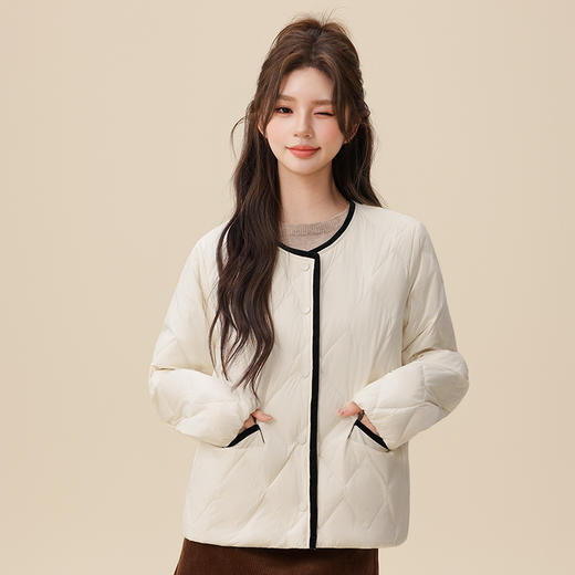 90%鸭绒填充  单排扣短款超轻圆领轻薄羽绒服女   A-5428 商品图3