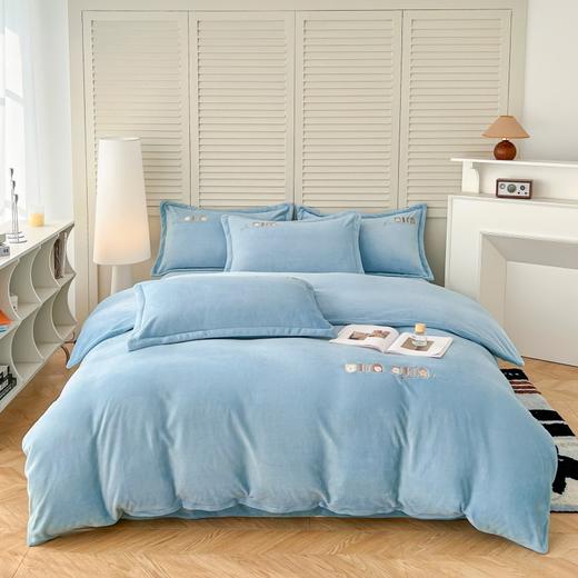 彼加曼 全工艺加厚牛奶绒刺绣四件套-雪兰200*230cm BGM-T2539 商品图1