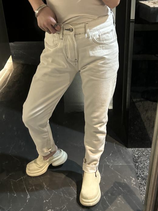 男女同款 白色牛仔显瘦窄版中低腰直筒裤（蕾姐穿29码宽松） 商品图4