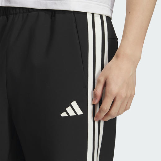 Adidas阿迪达斯MODERN BONDED TRACKSUIT BOTTOMS 拒水针织运动休闲裤KC2851 商品图4