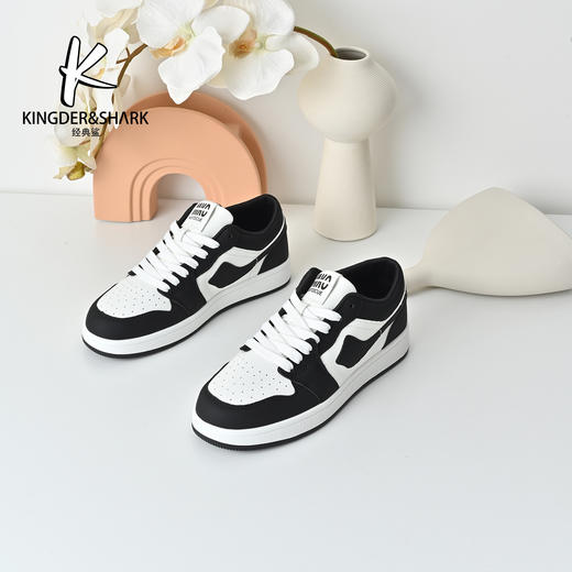 经典鲨2025年秋季专柜新品男士系带潮流拼色休闲鞋板鞋KF19-533031 商品图3