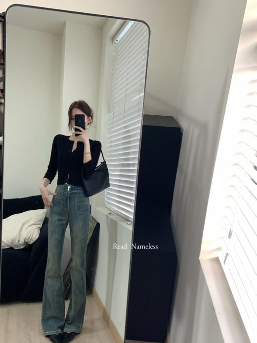 Read Nameless /腔调中袖黑色针织衫 2025/10/16 商品图4