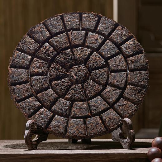 洪海古树 | 茶山缘·九制窨香茉莉熟普 十年老熟茶  200g/饼  赠5g品鉴装 商品图1