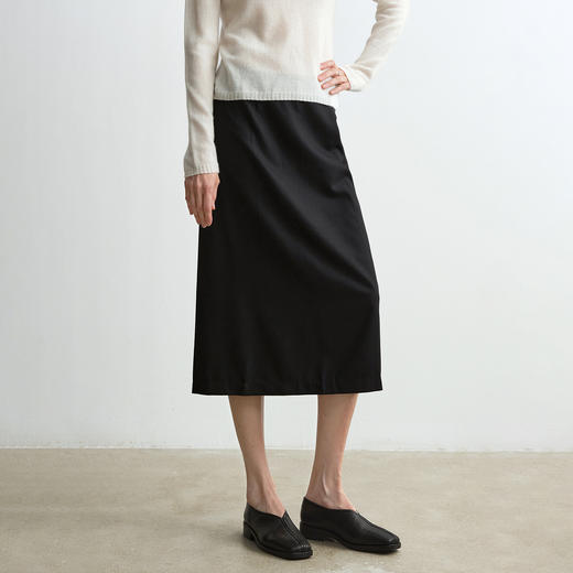 ROMI STUDIO“法式优雅”羊毛混纺斜纹肌理感直筒廓形半裙 431X1052 商品图4