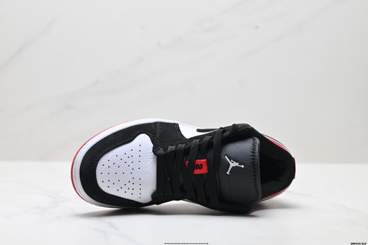 耐克乔丹Air Jordan 1 Low低帮休闲运动板鞋DC0774-105男女鞋 商品图1