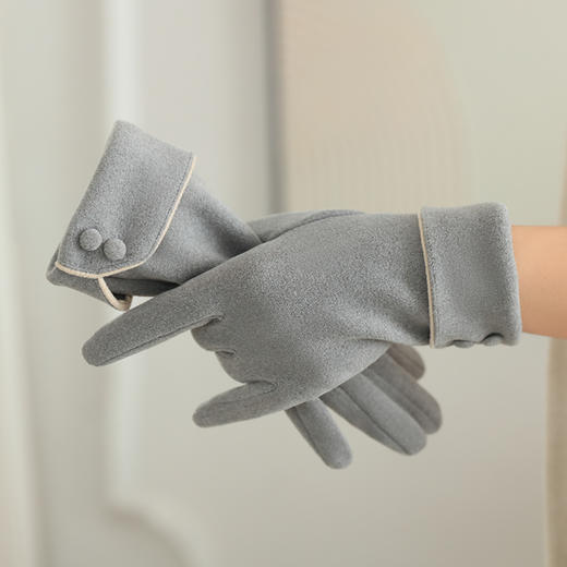 49元两副！小香风时尚女士手套 磨毛触屏保暖 秋冬加绒 修饰手型 蓄热防风 方便操作手机 时尚韩版百搭款式 骑车出行户外活动 商品图9