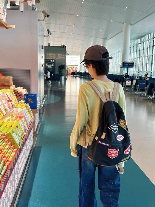 2025日系儿童DD重工满贴布绣花猪鼻字母徽章轻量型双肩书背包！ 商品图1