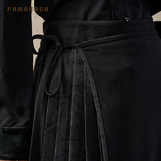 Famecoco新中式暗纹提花改良马面裙显瘦A字半身裙长款FAC8HB002 商品图2