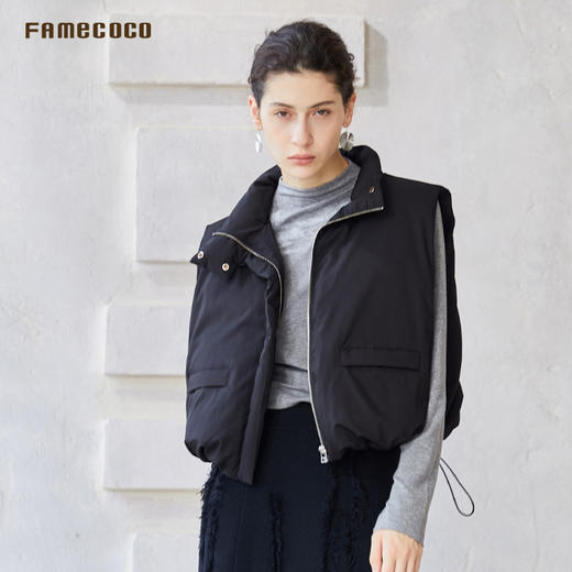 Famecoco时尚百搭短款羽绒马甲保暖立领白鸭绒马夹外搭FAC8CC002 商品图1