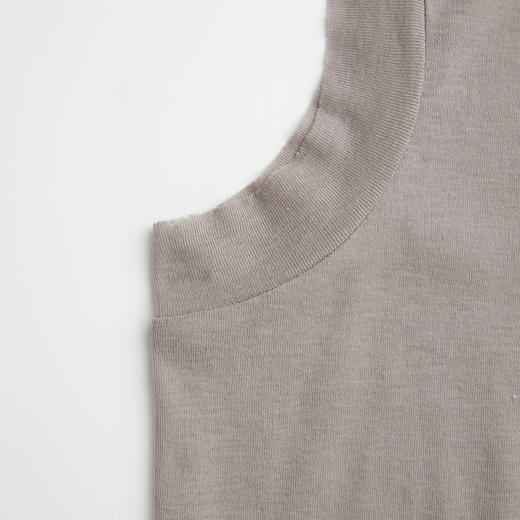 ROMI STUDIO“Clean fit”强捻全棉超轻薄微透修身背心 RWCSSD4031 商品图3