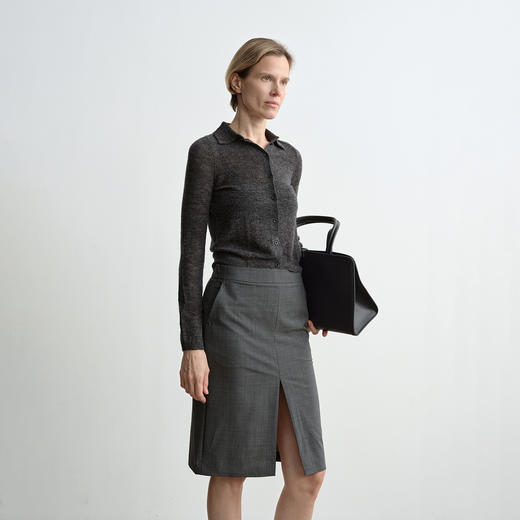 ROMI STUDIO 牛皮革黑色极简大容量金属扣手提托特包 RW24LP31449 商品图2