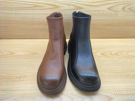 2024秋冬新款豪行牛皮女鞋24438026时装女短靴显瘦低跟女单鞋正品 商品图3