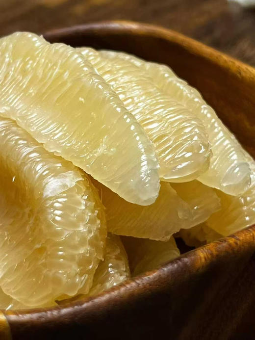 老树台湾麻豆文旦柚，中秋必吃，时间越久越好吃，越丑越好吃，经过时间魔法的沉淀，那个干瘪的是最甜的，很甜肉质细嫩柚香醉人。 商品图7