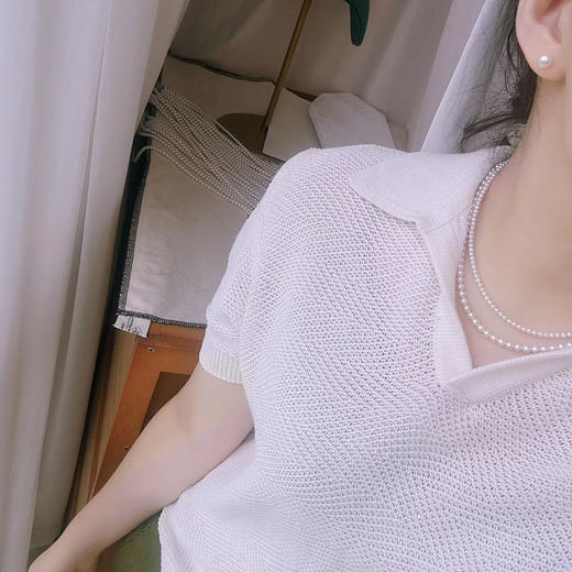 甄珠贝 实力宠粉福利 三件经典款 akoya耳钉 jiguang淡水珍珠两串 精品 chao高品质三件套 初秋的叠搭感 温柔呵护内心 小滤镜灯泡 不挑人 送人送闺蜜也好赞啊 搭配T 毛衣 衬衣…都可以 商品图5