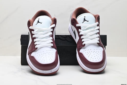 耐克乔丹Air Jordan 1 Low低帮休闲运动板鞋DC0774-105男女鞋 商品图6