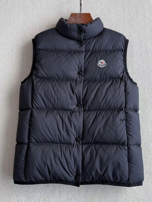 蒙口Badia哑光 轻盈羽绒 厚马甲 粉色 白色 黑色 商品图11