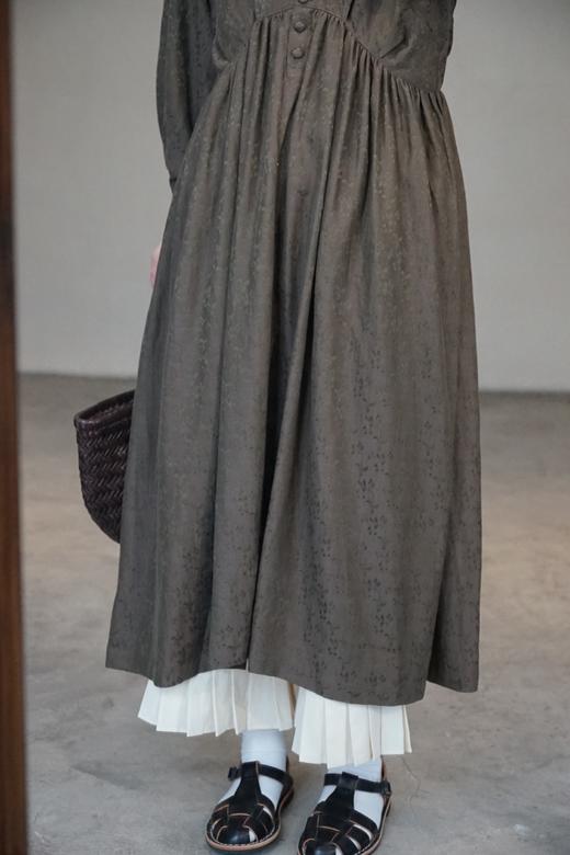 SUSURI 日系碎花轻盈高腰线连衣裙 商品图9