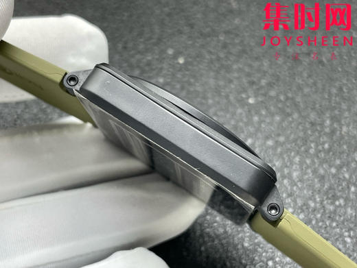 BR-柏莱士INSTRUMENTS系列BR0392 青铜壳BR-0392 “牛油果绿” 方形男士腕表 陶瓷壳搭配天然橡胶表带 商品图8