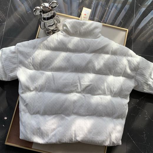 冬日轻盈新主张Mershier白色针织棉服 商品图14