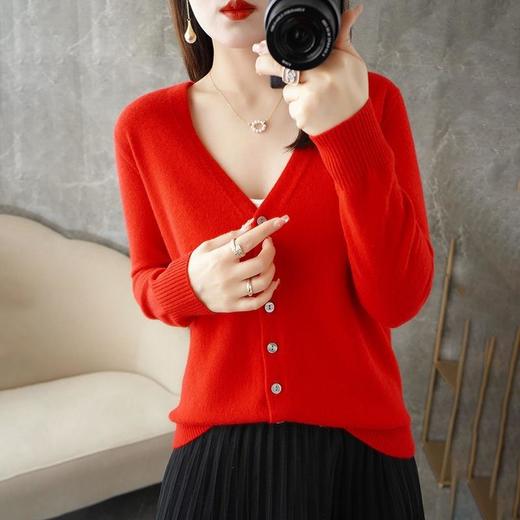 内搭外穿都有范 秋冬新款春秋新款v领针织开衫女宽松大码薄款毛衣百搭外套纯色打底衫 商品图2
