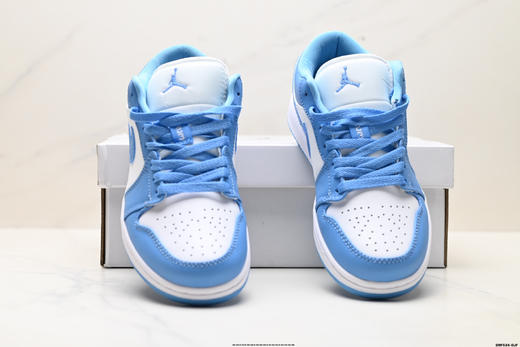 耐克乔丹Air Jordan 1 Low低帮休闲运动板鞋DC0774-105男女鞋 商品图6