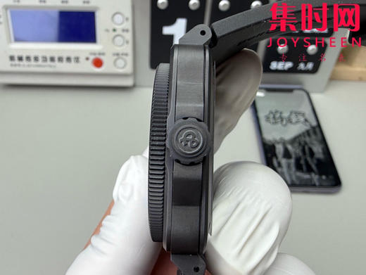 M+柏莱士INSTRUMENTS系列BR03A 方形男士腕表 陶瓷壳 商品图5