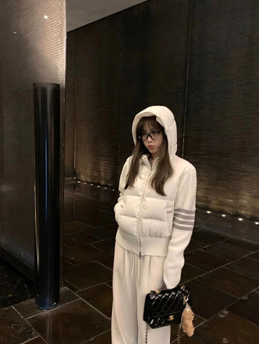 TB 25Ss秋冬最新款羊毛拼接羽绒服外套(SS) 商品图4