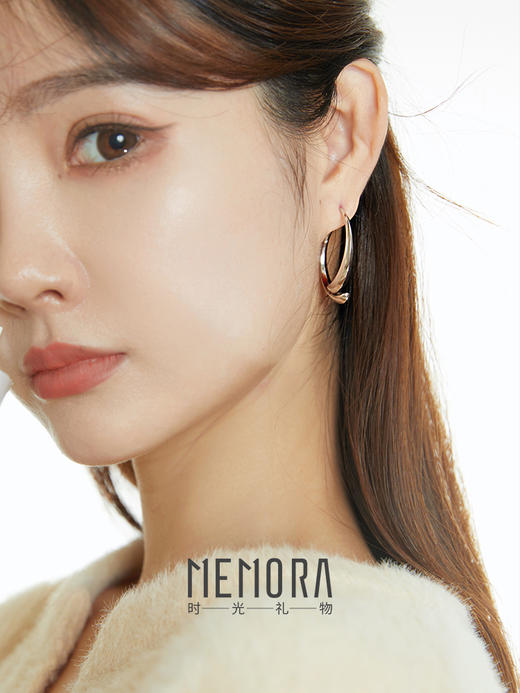 【任选3件599元】素圈圆环耳饰 S925银耳环时尚ins风耳圈MEMORA诗普琳YEE02201、YEE02202（线上专供） 商品图2