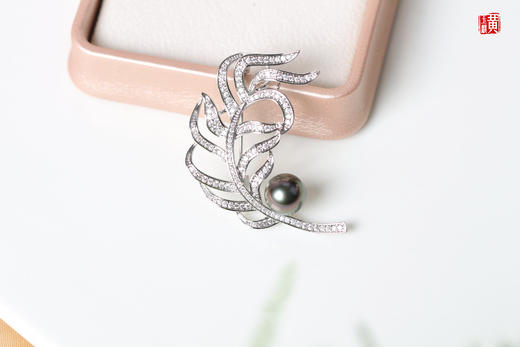 【轻盈之羽】大溪地海水珍珠胸针 商品图2