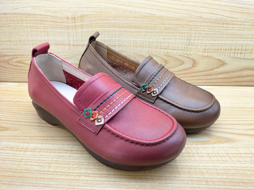 2024春季新款豪行真皮舒适女鞋24192513时尚平底软皮老年单鞋正品 商品图4