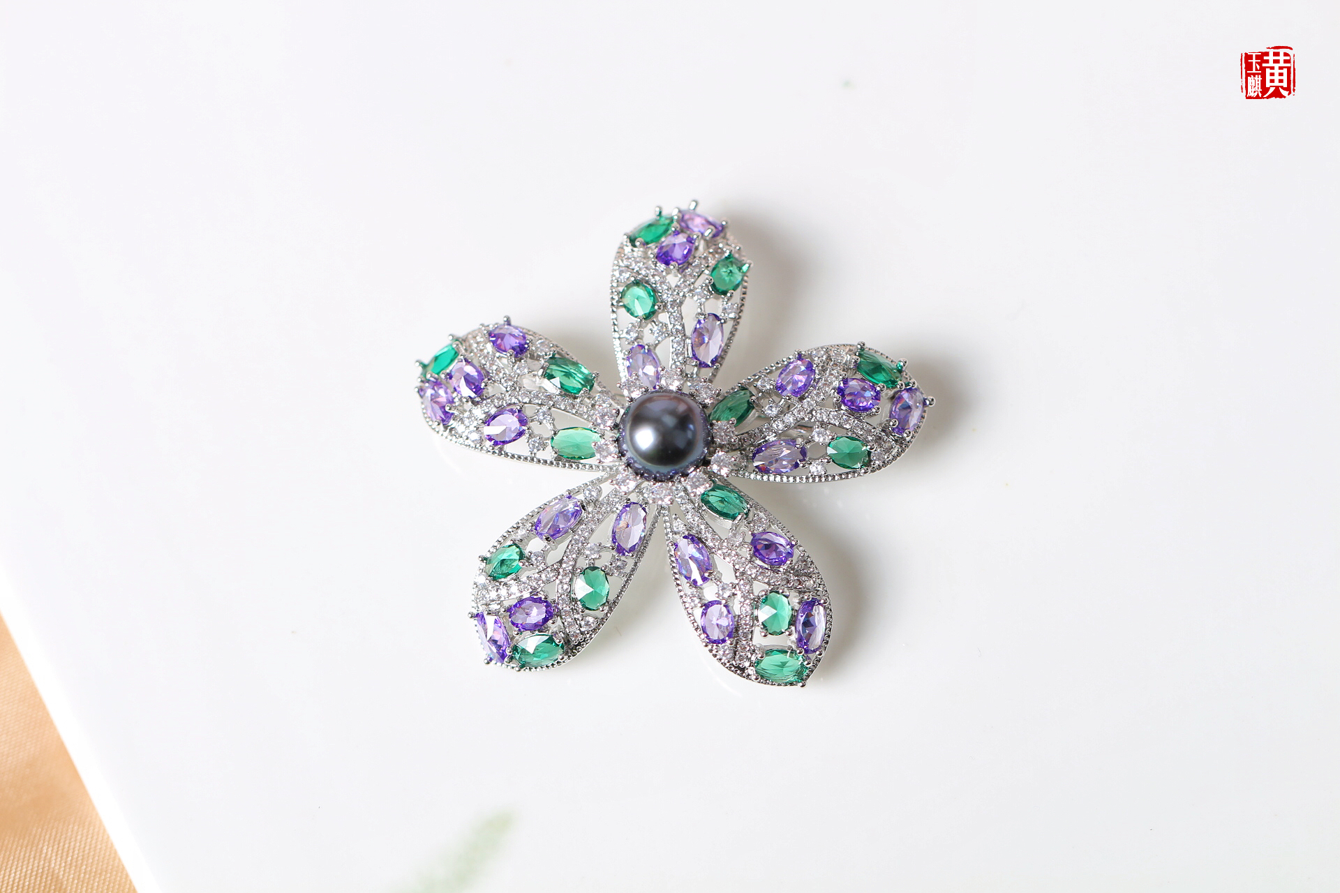 【紫荆花】大溪地海水珍珠胸针