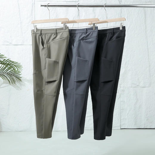 飞系户外！2025秋冬男士防风加绒加厚保暖通勤直筒骑行徒步软壳休闲裤！ 商品图1