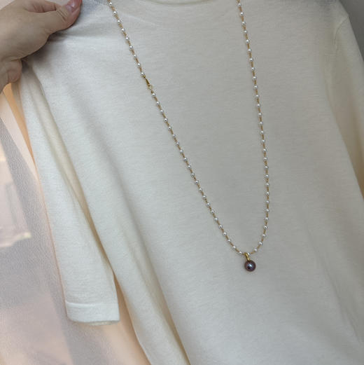 搭配必入 秋季毛衣链组合套装 4-5mmji光珍珠毛衣链 80cm 12-13mm 基本正圆 ji光 整体比较干净 无暇或细微生长痕迹微瑕 佩戴不影响 万能扣可以脱卸 一款多用 精致感 提亮整体搭配 商品图8