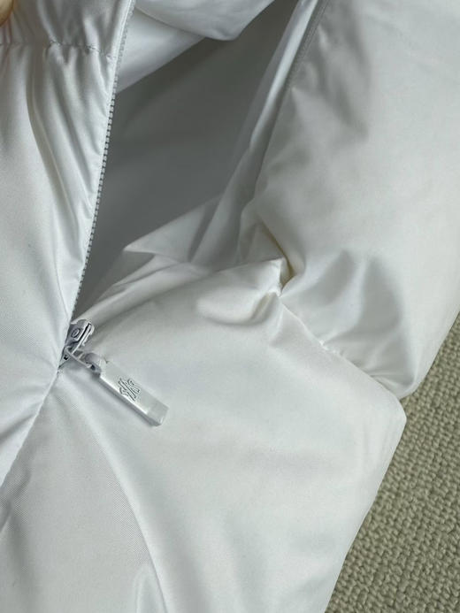 蒙口Badia哑光 轻盈羽绒 厚马甲 粉色 白色 黑色 商品图7