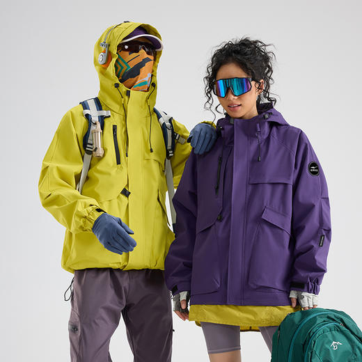 品牌直发 鸿星尔克 三合一连帽冲锋衣情侣款  EK-JY25011S 旅游户外徒步必备 一衣三穿 功能性强 解锁多种穿搭 商品图3