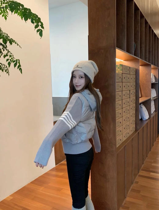 TB 25Ss秋冬最新款羊毛拼接羽绒服外套(SS) 商品图3