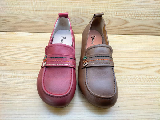 2024春季新款豪行真皮舒适女鞋24192513时尚平底软皮老年单鞋正品 商品图5