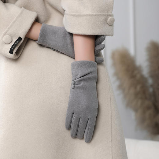 49元两副！小香风时尚女士手套 磨毛触屏保暖 秋冬加绒 修饰手型 蓄热防风 方便操作手机 时尚韩版百搭款式 骑车出行户外活动 商品图11