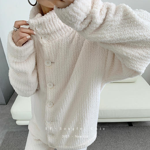 秋冬【加绒加厚睡衣套装】高领宽松半边绒 弹力坑条保暖家居服睡衣女款 商品图1