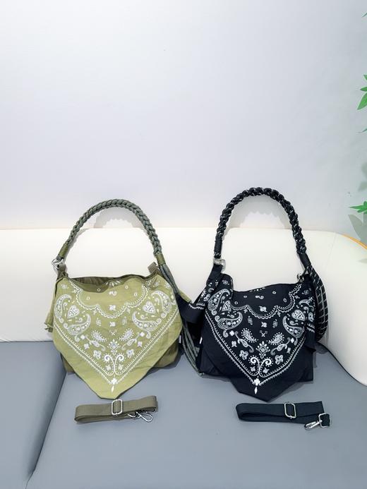 明星同款文艺休闲布包民族风百搭印花刺绣复古腰果斜挎包 商品图1