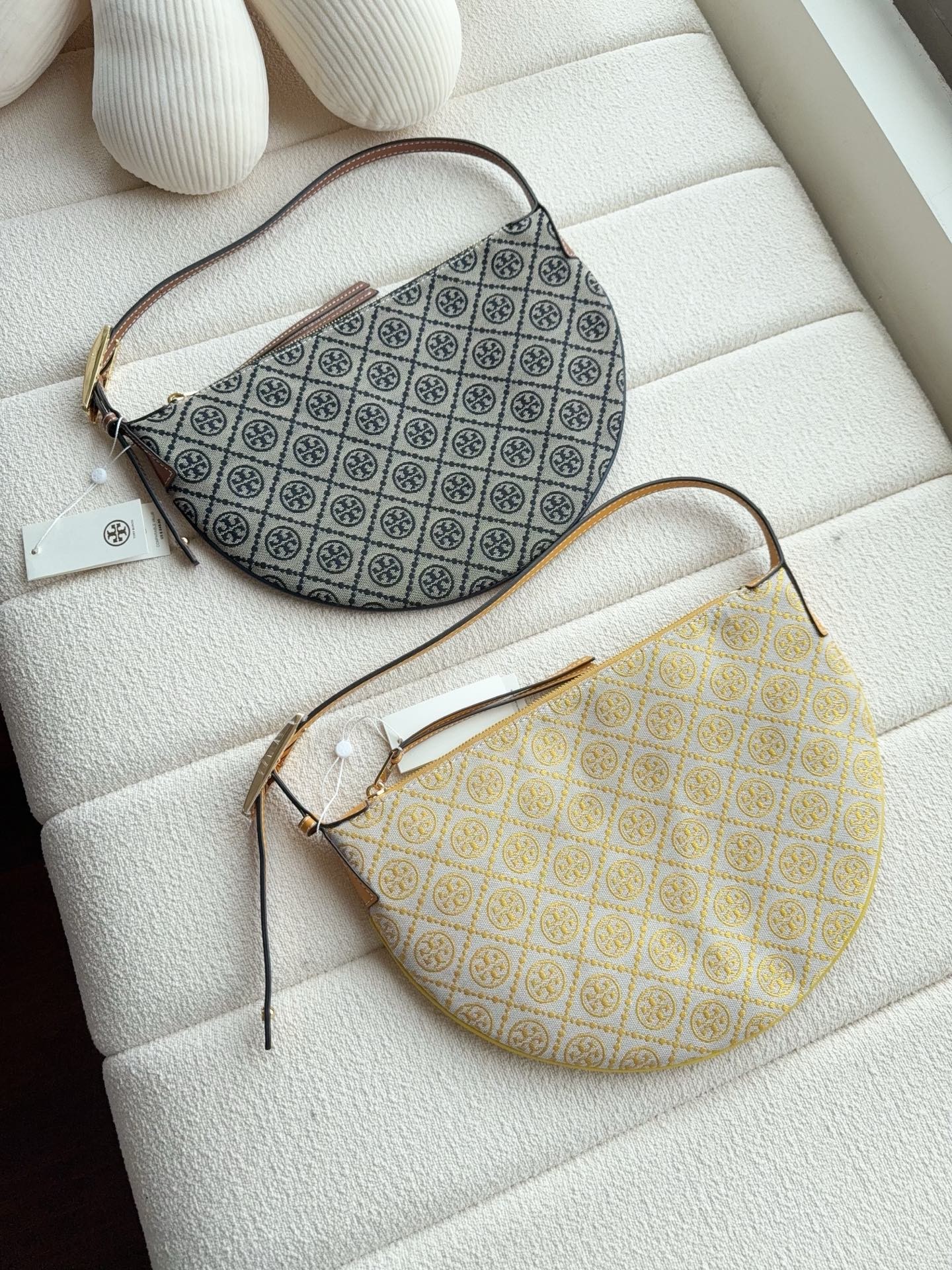 TB牛仔老花月亮新月包单肩腋下包