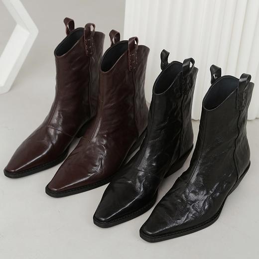REREJOY西部牛仔短靴 尖头鞋型/V口靴筒酷飒又显腿长 皱褶皮面复古高级 后拉链方便穿脱 舒适不累脚 演绎自由松弛柔美内敛野性感 商品图6