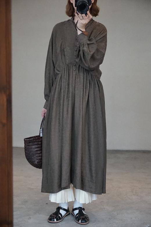 SUSURI 日系碎花轻盈高腰线连衣裙 商品图7