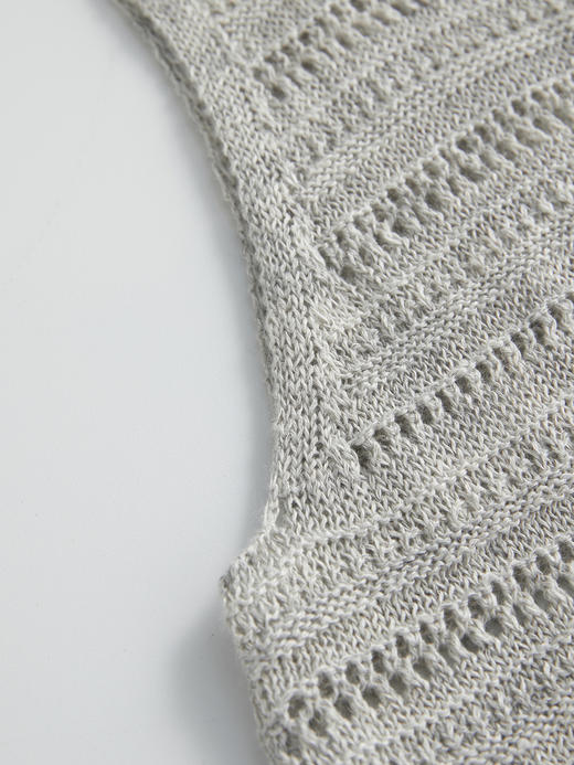 ROMI STUDIO“松弛气息”100%亚麻宽松镂空U领拼接背心 RWCRSJ3973 商品图9