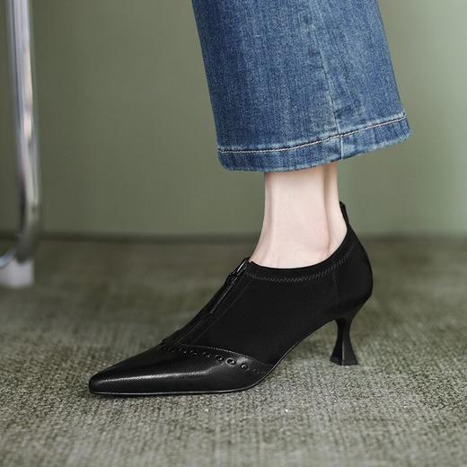 【预售5天】法式复古豹纹深口高跟鞋细跟气质尖头单鞋女秋季裸靴通勤女鞋HP&A2620-1 商品图1