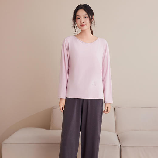 【专属链接】 山茶花兰精莫代尔情侣款家居服 男女同款 云柔棉面料，内层磨毛工艺，柔软保暖；添加山茶花精油淡淡花香；无感标签平整缝线，弹力腰带，穿着舒适 商品图5