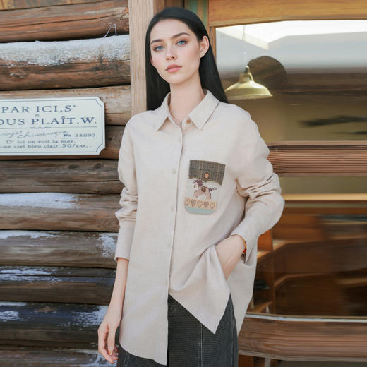 谜底衬衣长袖2025冬新品简约宽松中长款毛织贴袋衬衫女254MC1720 商品图1