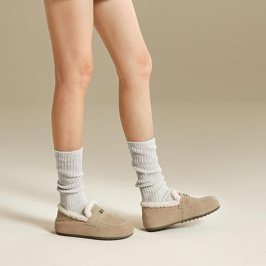 千百度薄底时尚雪地靴女加绒保暖棉鞋勃肯鞋暖暖靴A25690803 商品图3