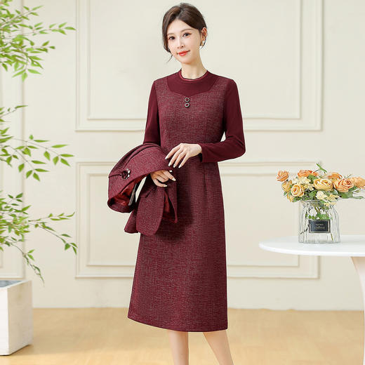 QYM 7259016-Y时尚套装洋气休闲两件套外套+连衣裙 商品图1